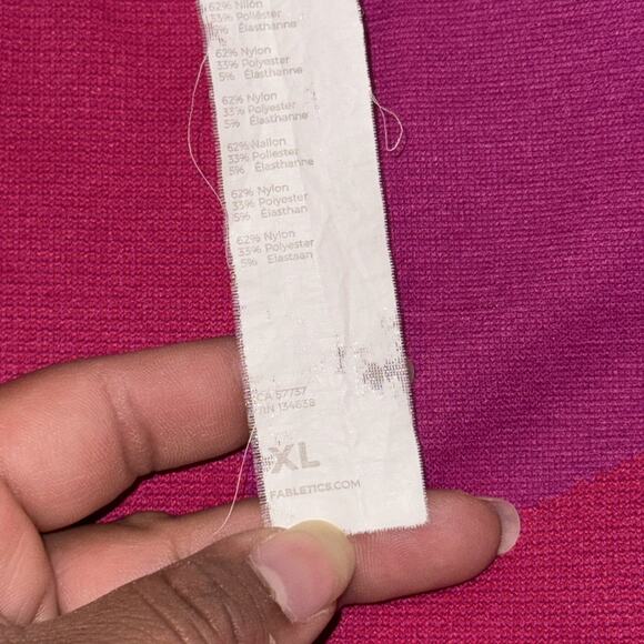 Fabletics Active Crop Top Women's XL Pink Magenta Stretch Sleeveless Activewear - Picture 4 of 8